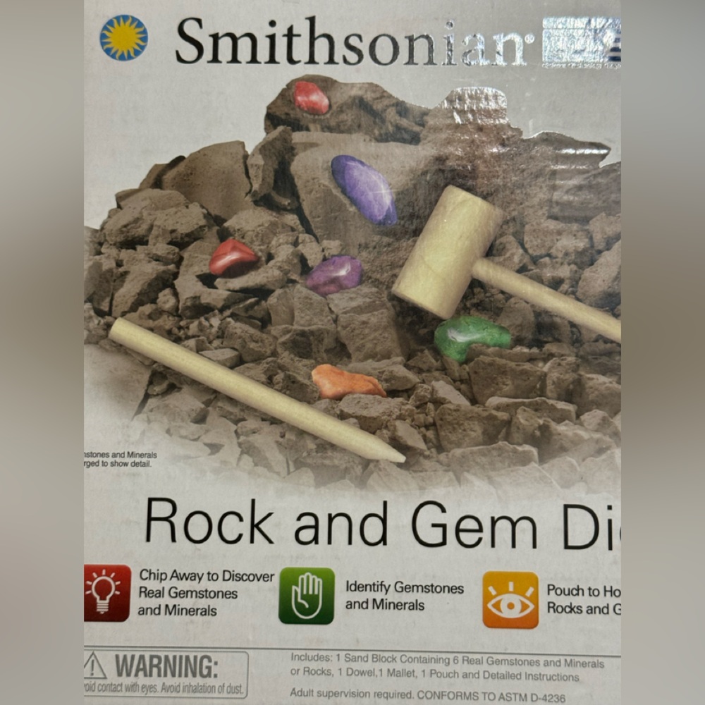 Smithsonian STEM Rock and Gem Dig kit
